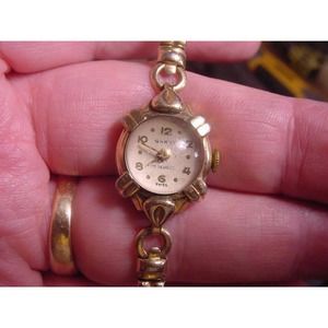 GRANT Vintage Ladies 17-Jewel Watch (Needs Service)